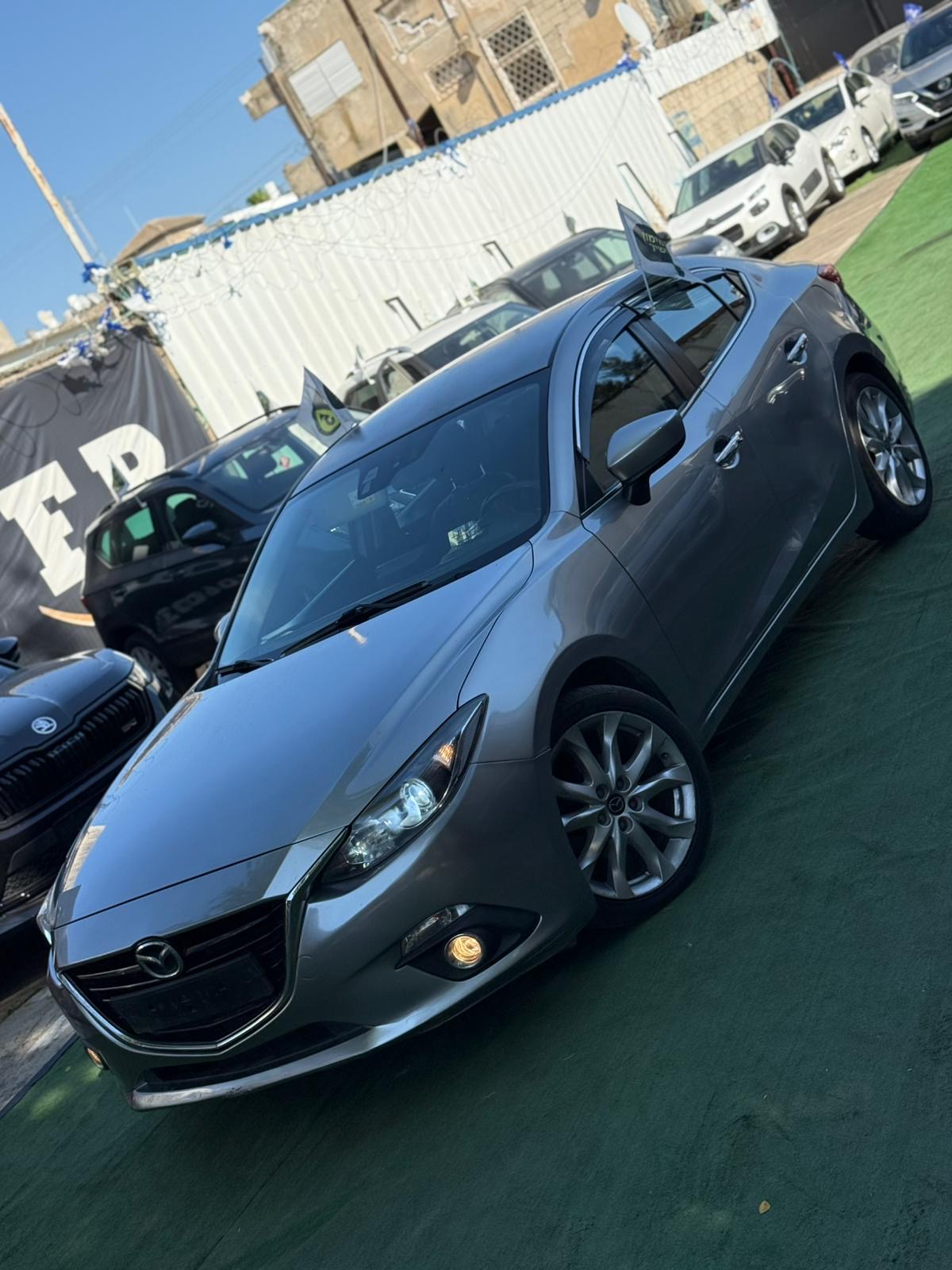 Mazda 3 2014 למכירה